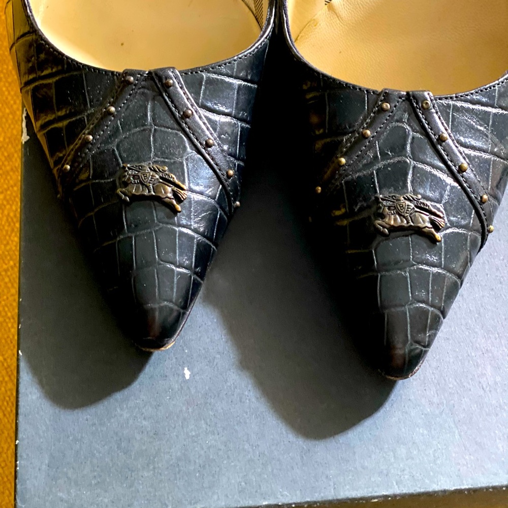 Burberry black leather slingback heel